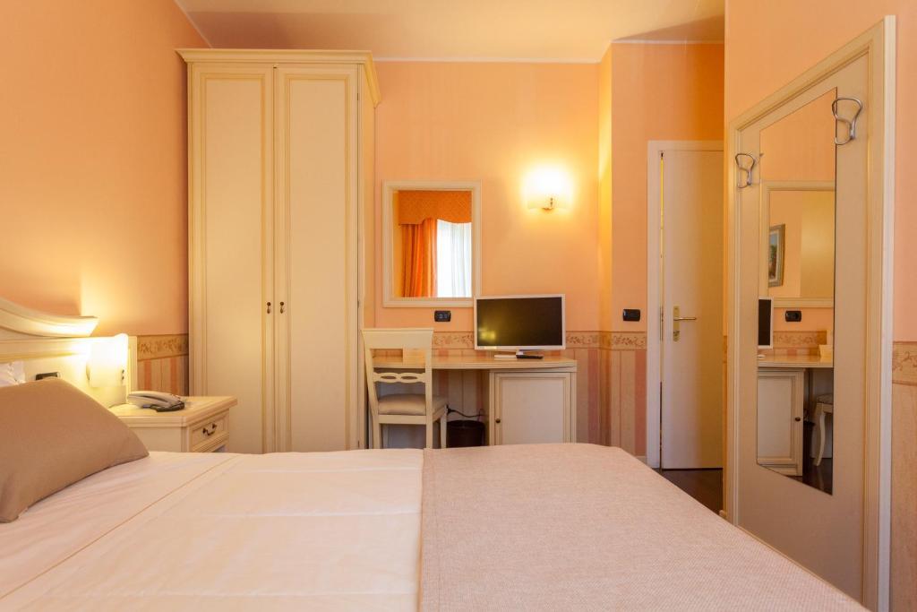 Hotel Gardenia & Villa Charme Adults Friendly 4Star Service Bardolino Bilik gambar