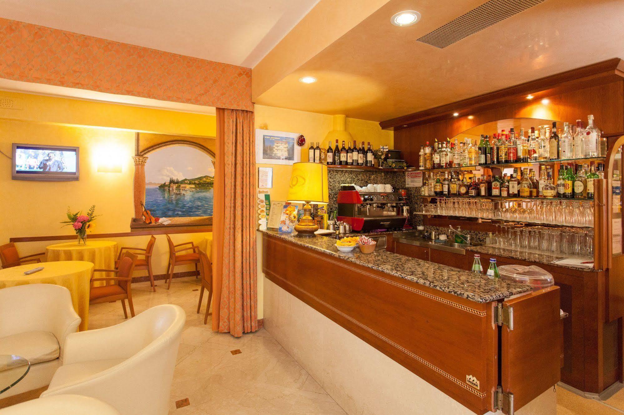 Hotel Gardenia & Villa Charme Adults Friendly 4Star Service Bardolino Luaran gambar