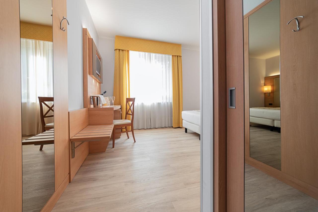 Hotel Gardenia & Villa Charme Adults Friendly 4Star Service Bardolino Luaran gambar