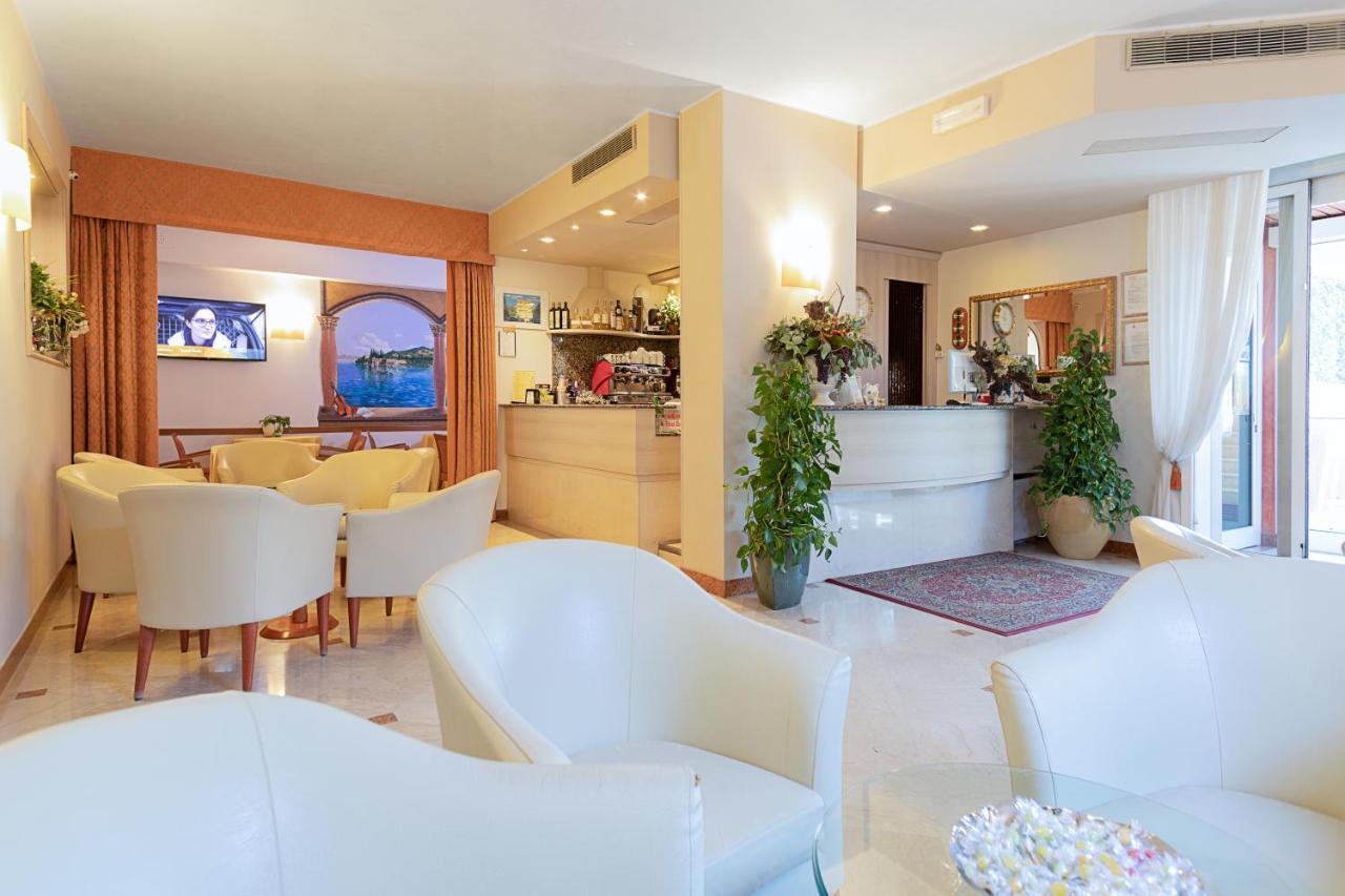 Hotel Gardenia & Villa Charme Adults Friendly 4Star Service Bardolino Luaran gambar
